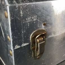 画像3: 1930's "Riveted Aluminum" Lunchbox (3)