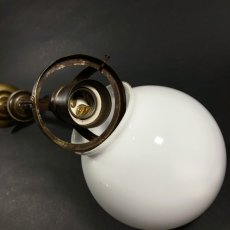 画像10:  1920-30's Art Deco "Milk Glass" Ceiling Light  (10)