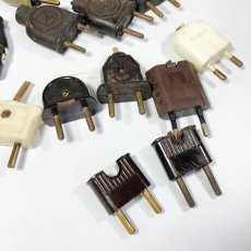 画像2: 【処分品】 Lot of 14 French Electric Plugs (2)