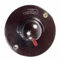 画像4: 1920-30's   ☆ Art Deco ☆  “ROUND” Bakelite Switch  【Dark Brown】 (4)