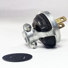 画像1: -＊N.O.S.＊-  1930-40's   【BRYANT】"Steel×Bakelite" Electric Plug (1)