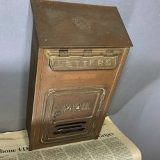 画像2: 1920-30's "CORBIN LOCK CO." Brass Wall Mount Mail Box (2)