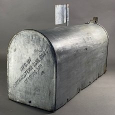 画像8: Early 1920's "Galvanized Steel " RURAL U.S. MAILBOX (8)