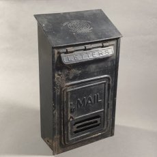 画像2: 1910-20's "CORBIN LOCK CO." Brass Wall Mount Mail Box (2)