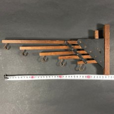 画像7: 1920-30's "Holds more Hanger" Wood＆STEEL Folding Hanger (7)