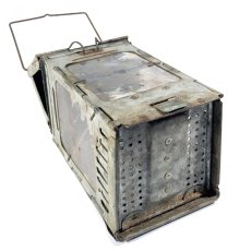 画像7: 1910-20's "Galvanized Steel" Folding Candle Lantern (7)