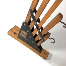 画像2: 1920-30's "Holds more Hanger" Wood＆STEEL Folding Hanger (2)