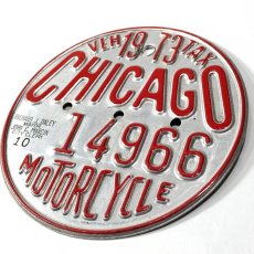 画像1: 【1973 CHICAGO】Motorcycle Vehicle Tax License Plate Medallion Tag (1)