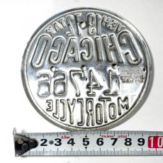 画像5: 【1972 CHICAGO】Motorcycle Vehicle Tax License Plate Medallion Tag (5)