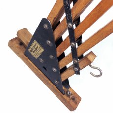 画像2: 1920-30's "Holds more Hanger" Wood＆STEEL Folding Hanger (2)