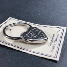 画像7: -✴︎N.O.S.✴︎-  　1940's  ♡Heart Shaped♡ Advertising Key Ring (7)