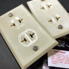 画像2: -＊2個セット＊- 1950's "PAULDING" Bakelite Outlet  ★デッドストック★ (2)