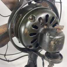 画像10: 1910's　 ★General Electric★　 “Restored” Electric Fan  【3-Speed】 (10)