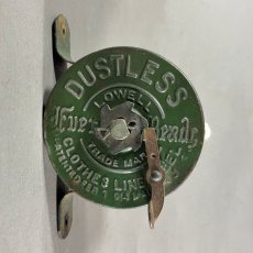 画像3: 1910-20's "DUSTLESS" Wood Handle Clothes-Line Reel (3)