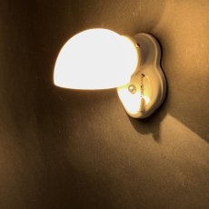 画像2: 1920-30's Art Deco "Porcelain＆Milk Glass" Bathroom Lamp (2)