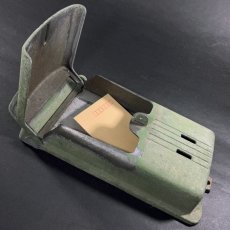 画像8: 1930-40's "Shabby Chic"  Streamlined Wall Mount Mail Box (8)