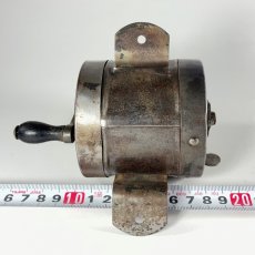 画像5: 1910-20's "DUSTLESS" Wood Handle Clothes-Line Reel (5)