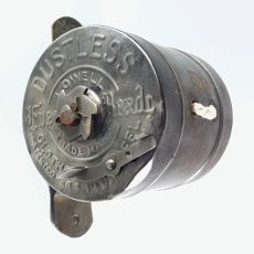 画像1: 1910-20's "DUSTLESS" Wood Handle Clothes-Line Reel (1)