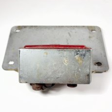 画像4: 【D.S.C.】 1960-70's “THE KNIGHT”  Square Tail Light & License Plate Base (4)