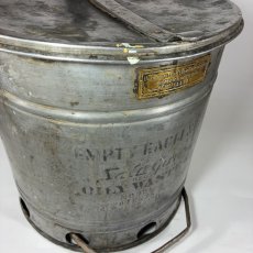 画像2: 1930's ★SAFE GUARD★ Stenciled Oily Waste Can (2)