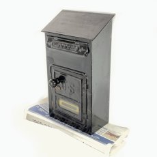 画像3: ★CORBIN LOCK CO.★  最古モデル！！ 1900-10's Wall Mount Mail Box with Newspaper Holder (3)