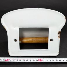 画像9: 1920-30's German-Deco "Cast-Iron" Toilet Paper Holder (9)