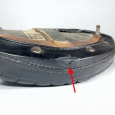 画像11: -＊Good Condition＊-　 1960's ⚡️Genuine Bates⚡️  “Tuck Roll” Leather Solo Seat (11)