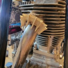 画像10: ⚡️N.O.S.⚡️ Vintage Harley Davidson Shovelhead Finned Exhaust Pipe Clamps (10)