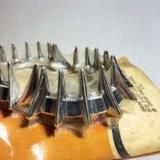 画像5: ⚡️N.O.S.⚡️ Vintage Harley Davidson Shovelhead Finned Exhaust Pipe Clamps (5)