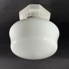画像2:  ★Milk Glass ＆ Porcelain ★  1920-30's School House Ceiling Light  (2)