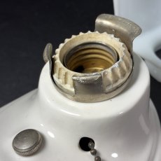 画像6: 1920-30's Art Deco Bathroom Lamp  ★Porcelain ＆ Milk Glass★ (6)