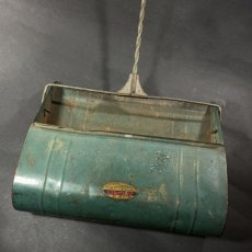 画像4: 1930's ★Long Handle★ Rustic Dust Pan (4)