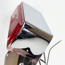 画像7: -＊Mint Condition＊- ⚡️D.S.C.⚡️ 1970's “THE KNIGHT” Square Tail Light  w/ License Plate Base (7)