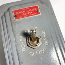 画像4: 1940-50's  ★General Electric★ Surface Mount Switch (4)