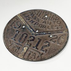 画像2: ⚡️1926 CHICAGO⚡️  Automotive Vehicle Tax License Plate Medallion Tag (2)