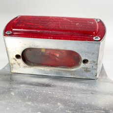 画像7: ⚡️D.S.C.⚡️ 1960-70's “THE KNIGHT”  Square Tail Light & License Plate Base (7)