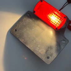 画像3: ⚡️D.S.C.⚡️ 1960-70's “THE KNIGHT”  Square Tail Light & License Plate Base (3)