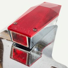 画像4: ⚡️D.S.C.⚡️  1970's “Coffin” Tail Light  w/ Original Backing Plate (4)