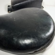 画像4: -＊Mint Condition＊-　 ⚡️Genuine Bates⚡️  1960's Solo Seat & Pillion Pad (4)
