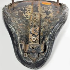 画像11: -＊Mint Condition＊-　 ⚡️Genuine Bates⚡️  1960's Solo Seat & Pillion Pad (11)