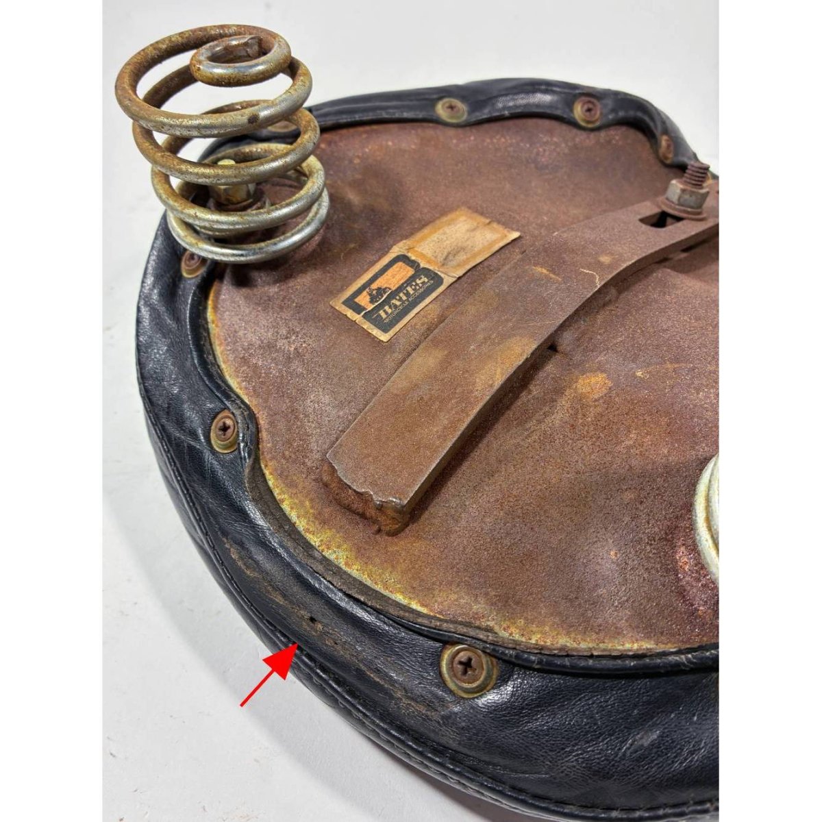 画像10: -＊Good Condition＊-　 1960's  Original ⚡️Bates⚡️ Leather Solo Seat  (10)