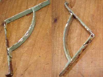 画像2: PAIR "Shabby" Steel Shelf Brackets 