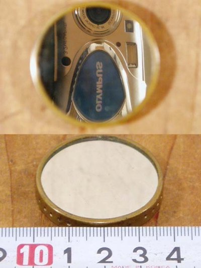 画像2: 1890-1910's "Embossed" Brass Pocket Mirror