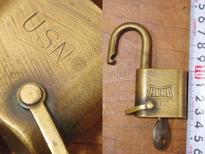 画像1: "U.S.N" Brass Padlock