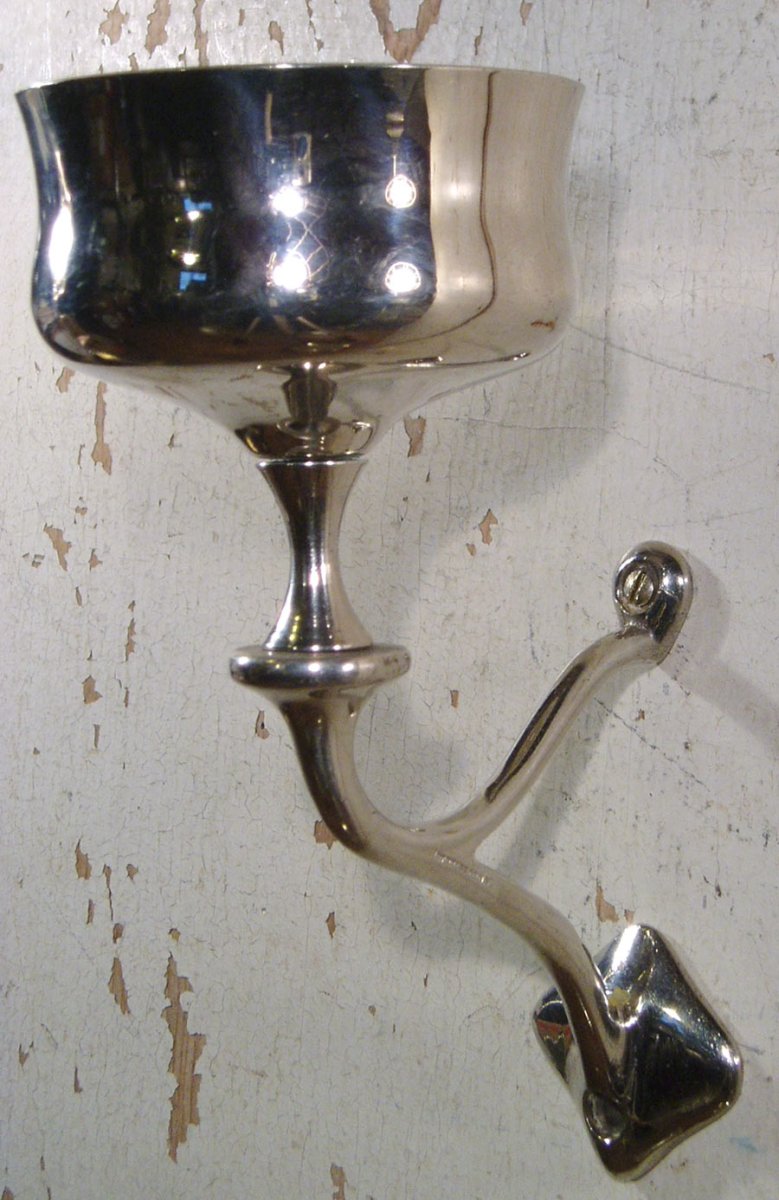 画像1: 1910-20's N.Y. Cast Brass "Cup" Holder (1)