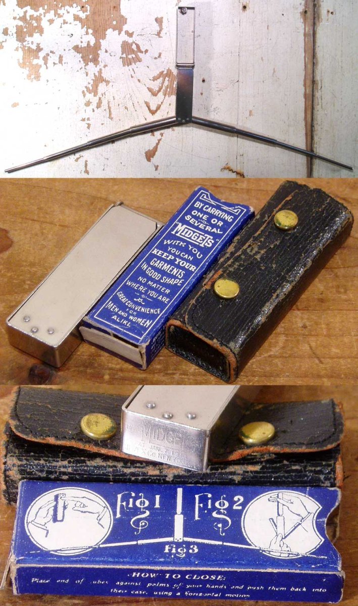 画像1: 1910-20's "Traveling" Metal Hanger w/ Leather Case (1)