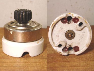 画像1:  Antique "Porcelain Base" Turn Switch