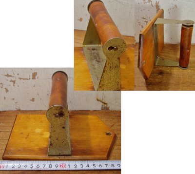 画像2: 1900-10's  "Rustic" Wooden Country Toilet Paper Holder 