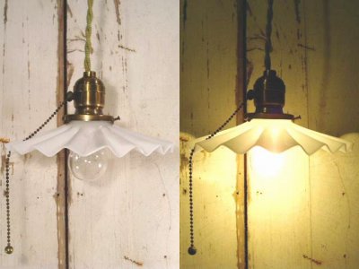 画像1: Antique "Petticoat Milk Glass" Pendant Lamp