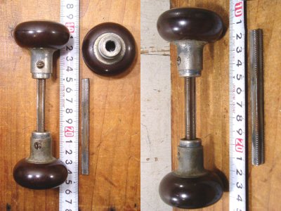 画像2: 1930's Art Deco "Aluminum+Bakelite" Doorknob